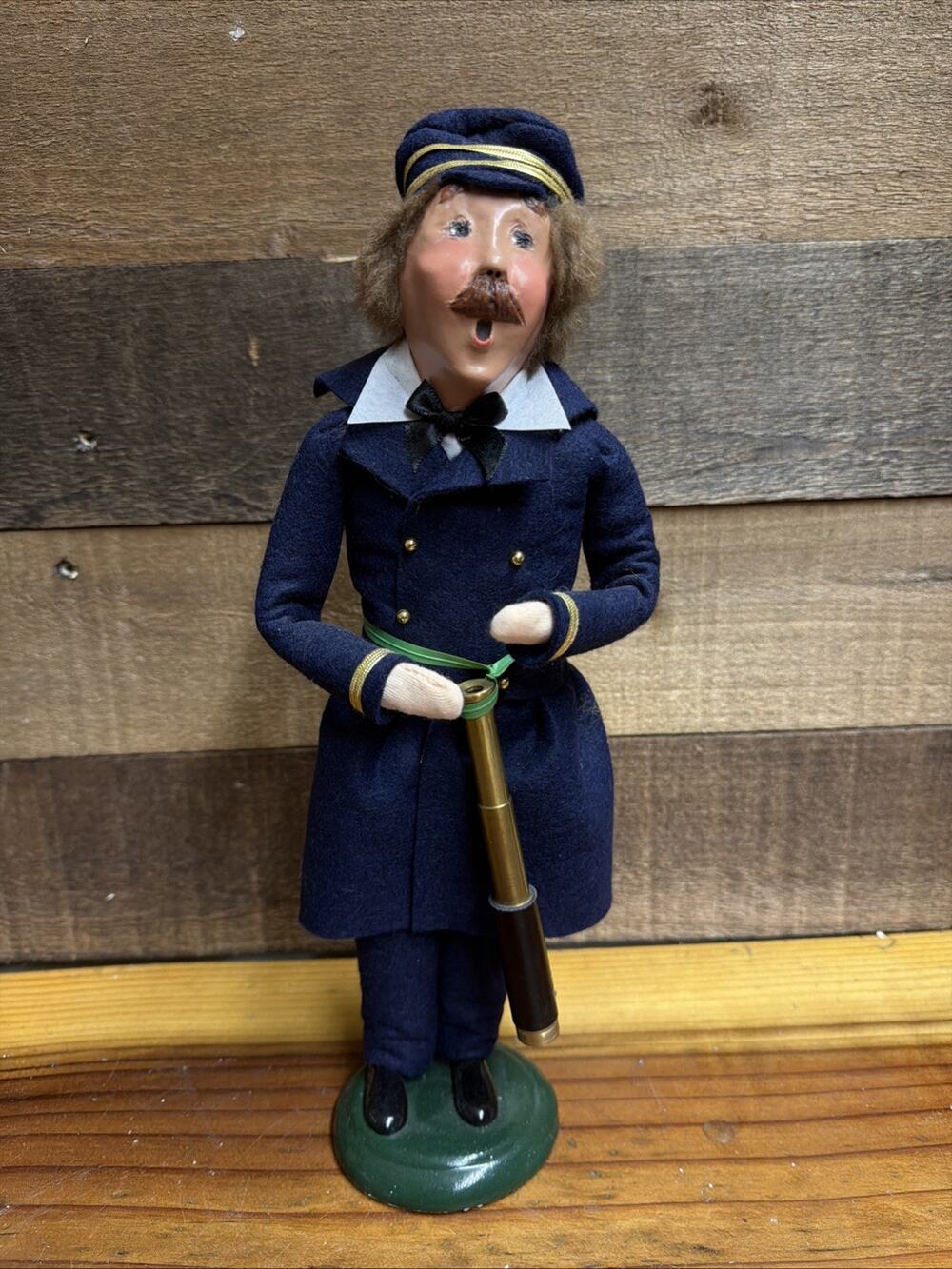 Byers Choice Caroler Nautical Sea Captain with Telescope 2000